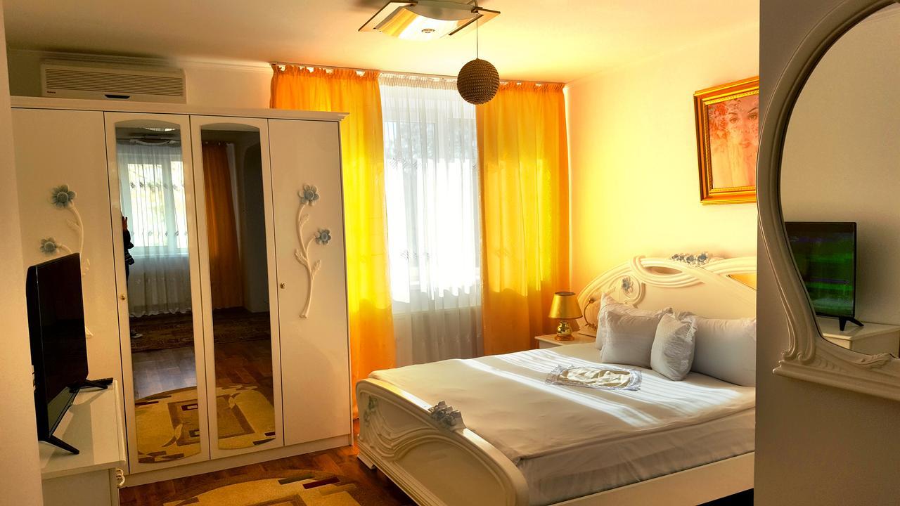 Hotel Confort Drochia Exterior foto