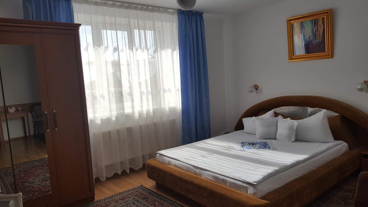 Hotel Confort Drochia Exterior foto